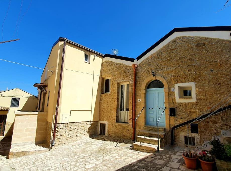 Casa Santa Maria - Beautifully Restored House In Centro Storico Irsina Basilicata Puglia מראה חיצוני תמונה